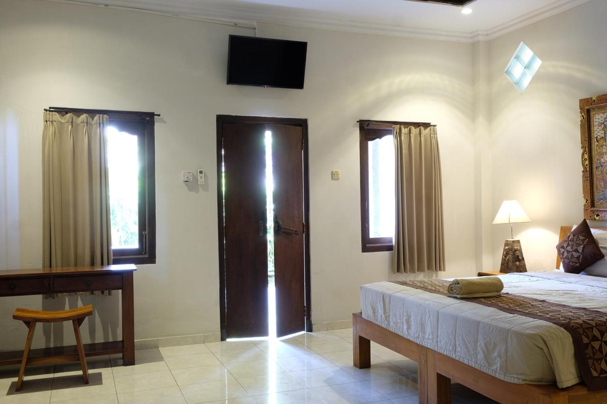 Suastika Guest House Ubud Exterior photo